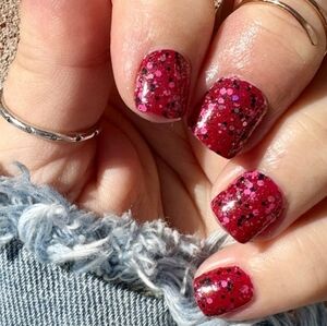 Color Street Head Over Claws Red Nail Polish Strips